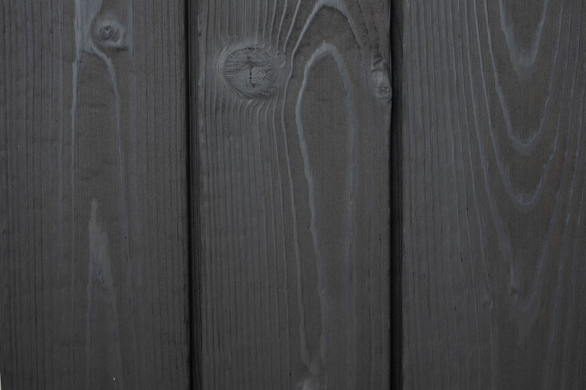 Graphite-grey-atspalvis Dedzināts fasādes dēlis - GRAPHITE GREY - Image 1
