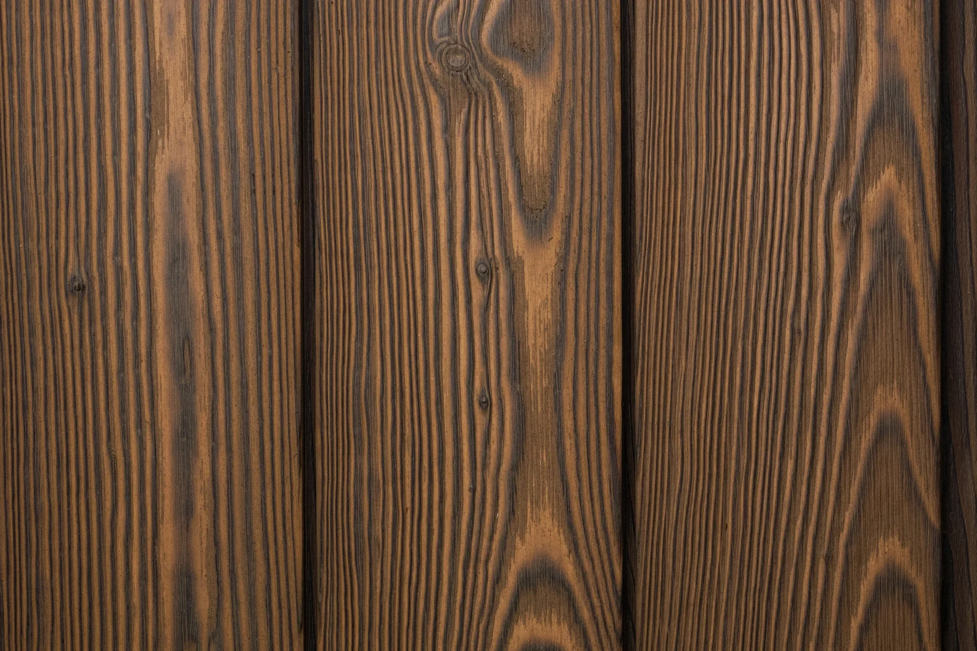 Hemlock-e1738826004561 Dedzināts fasādes dēlis - HEMLOCK - Image 1