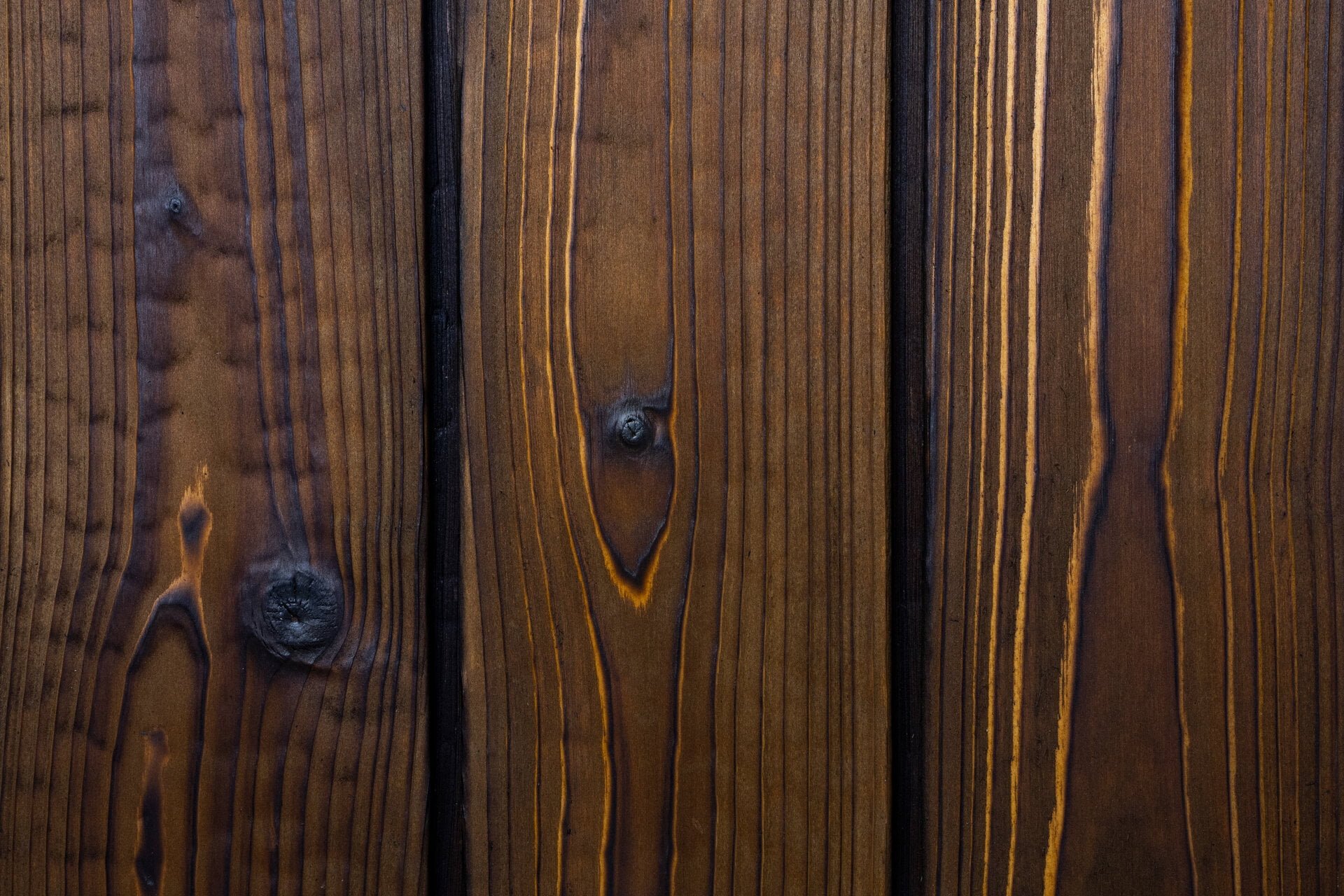 RUSTIK-OAK-1920x1280-1 Dedzināts fasādes dēlis - RUSTIK OAK - Image 1